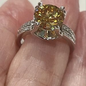 Moissanite 3 Carat Round Brillant Yellow Solitare Ring